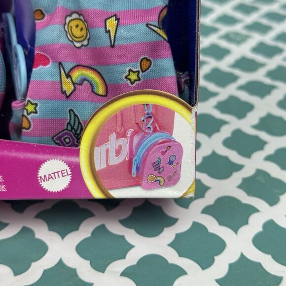 Barbie Mini Backpack Fashion Set 5 Surprises Dress And Accessories 7 piece Set - Picture 9 of 10